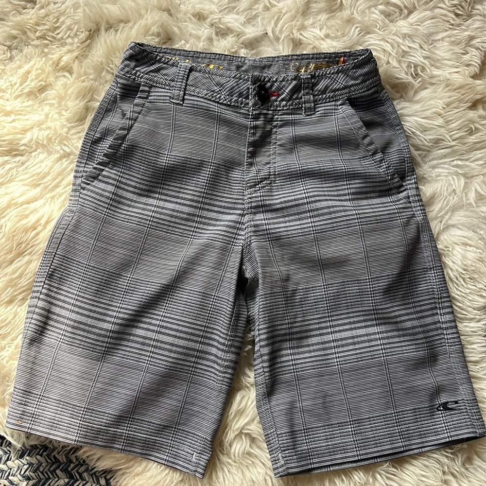 O’Neil hybrid shorts size 23